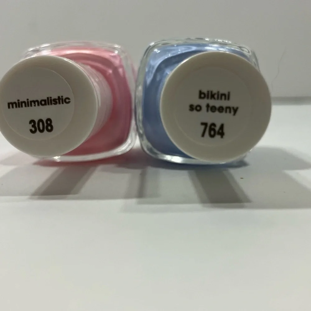2 Essie Polish